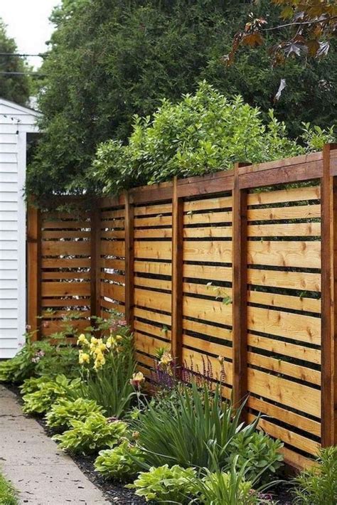 ideas for a privacy fence